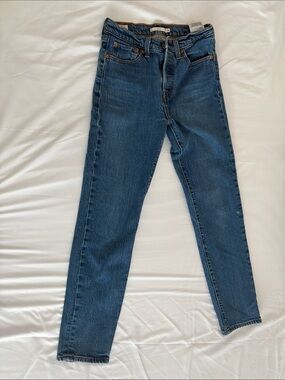 Levi’s Wedgie Straight Ankle Women's Jeans